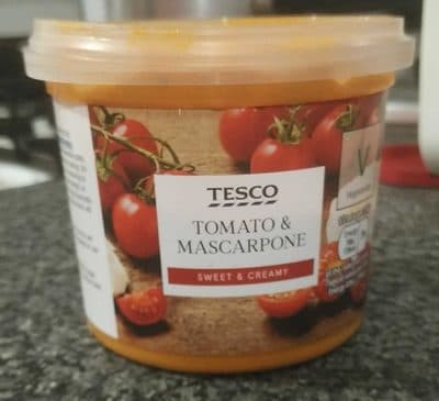 Tomato and mascarpone sweet and creamy pasta sauce