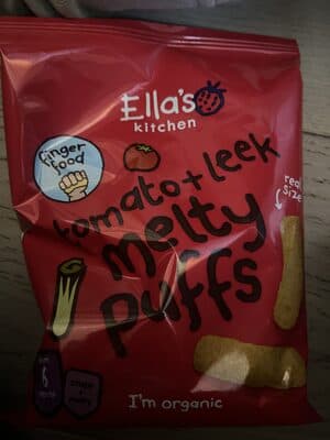 Ella's Kitchen Leek and Tomato Melty Puffs