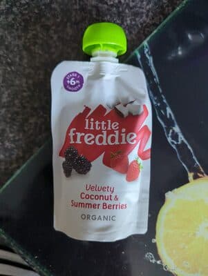 little Freddie velvety coconut and summer berries organic