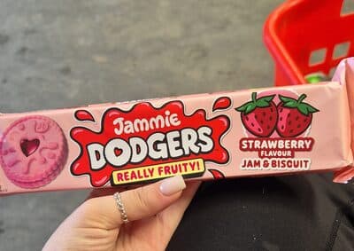 strawberry jammie dodgers