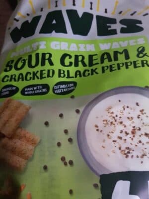 Waves Sour Cream & Black Pepper Multigrain