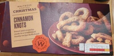 Cinnamon knots