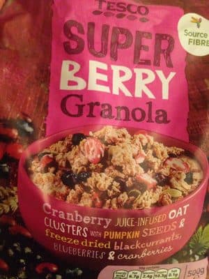 SUPER BERRY GRANOLA